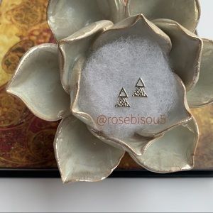 💋🆕Boho Hammered Silver Open Triangle Studs